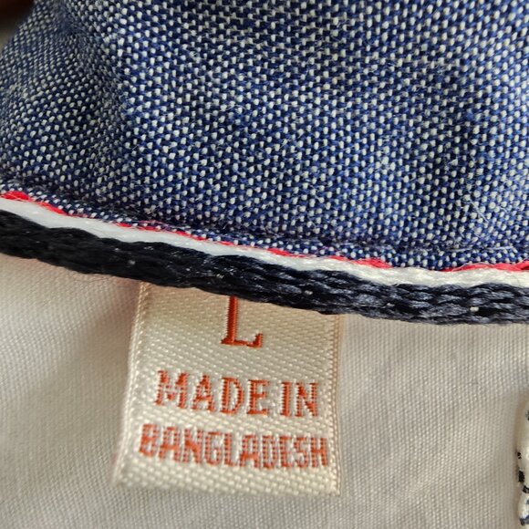 Jachs New York Button Down Surfing Graphic Shirt - Picture 4 of 10